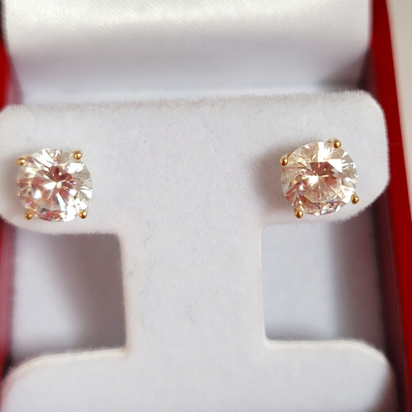 14k Solid Yellow Gold (stamped) stud earrings with AAA Cz's, 7.5mm. - Picture 1 of 5